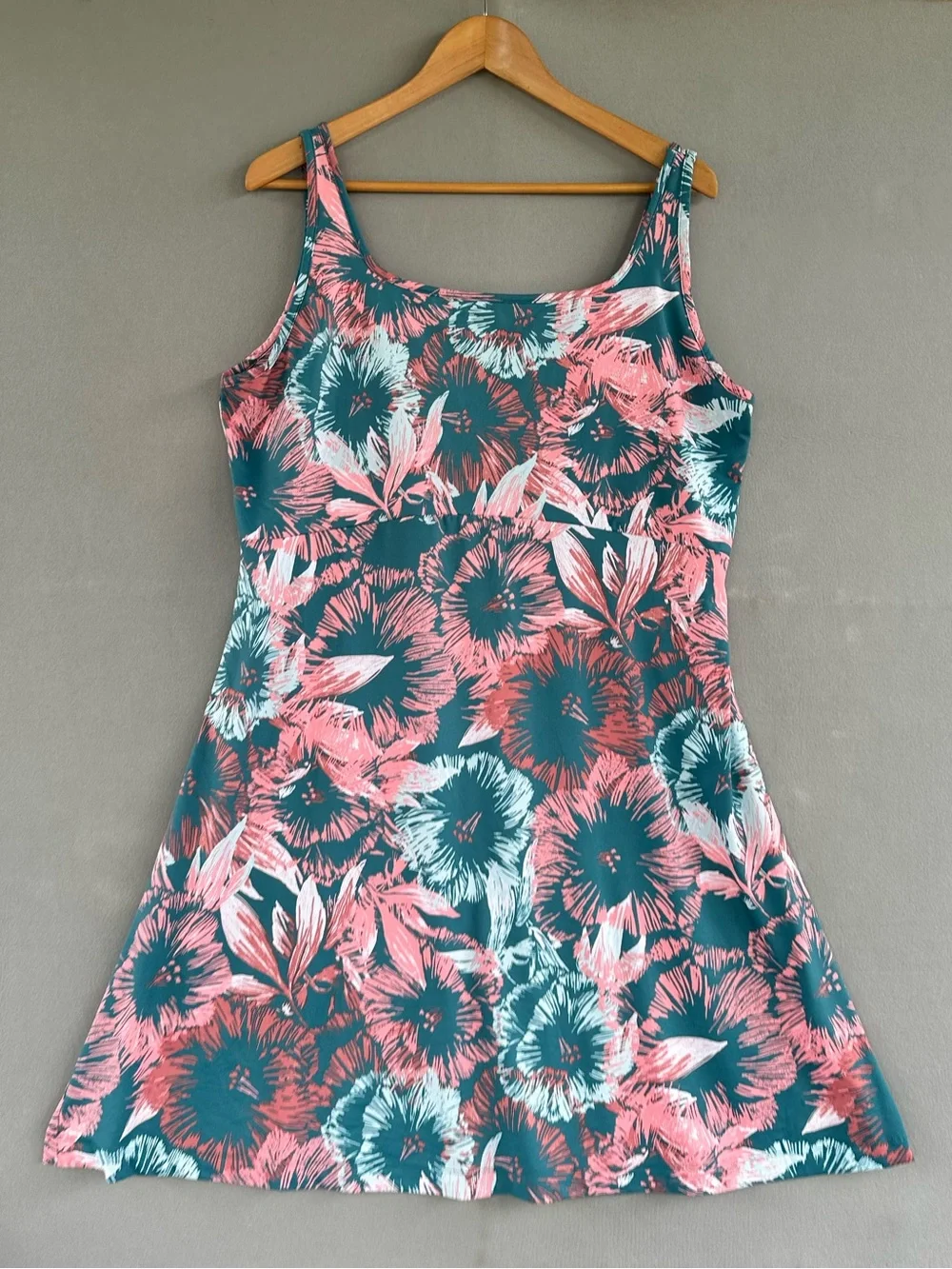 🎉5 for $45🎉 Columbia dress size 1X